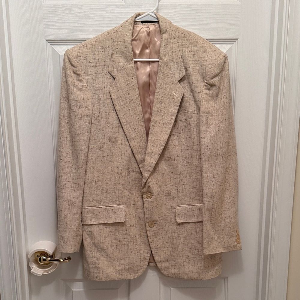 Hill & Archer Men’s Size 40R Elegant Beige Men's Blazer.